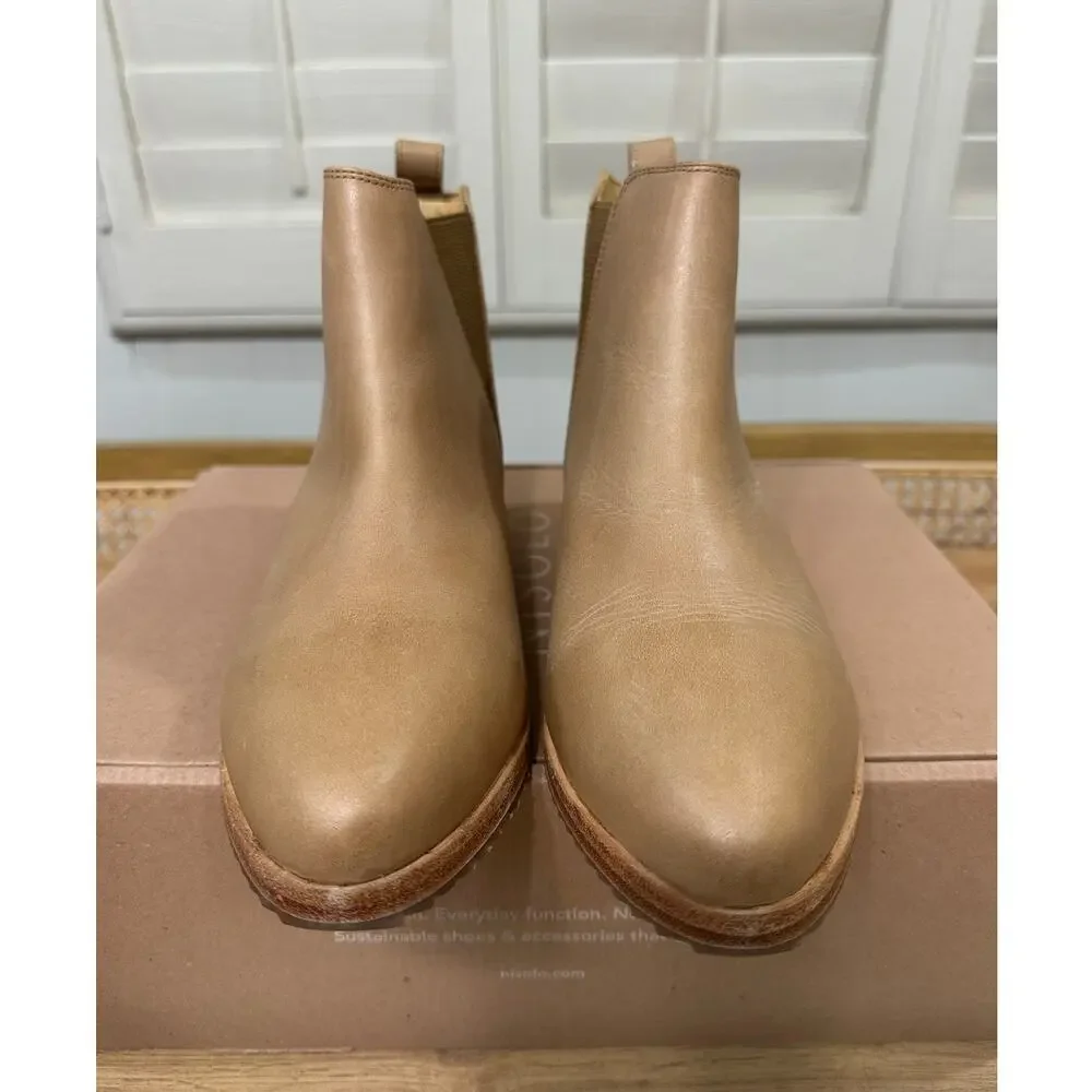 Nisolo Eva Everyday Chelsea Boots Almond Leather Size 8.5 NIB Versatile Comfy - Picture 4 of 14